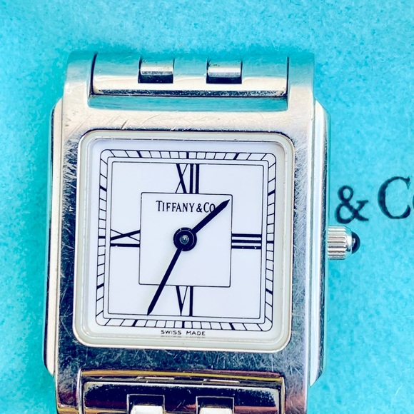 Authentic Tiffany & Co stainless steal, water proof iconic watch. - Picture 3 of 10